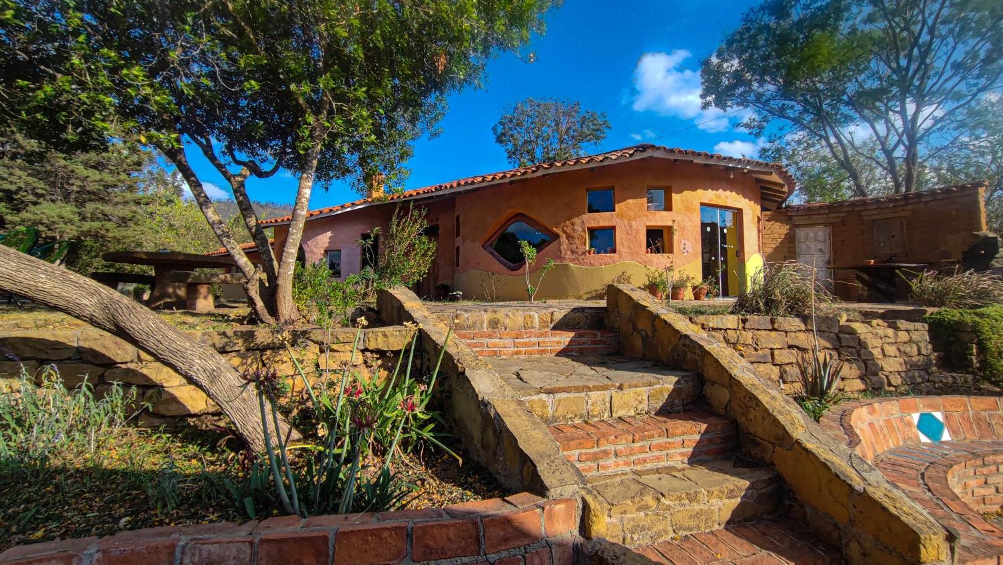 Yvy Casa Hotel Samaipata Extérieur photo